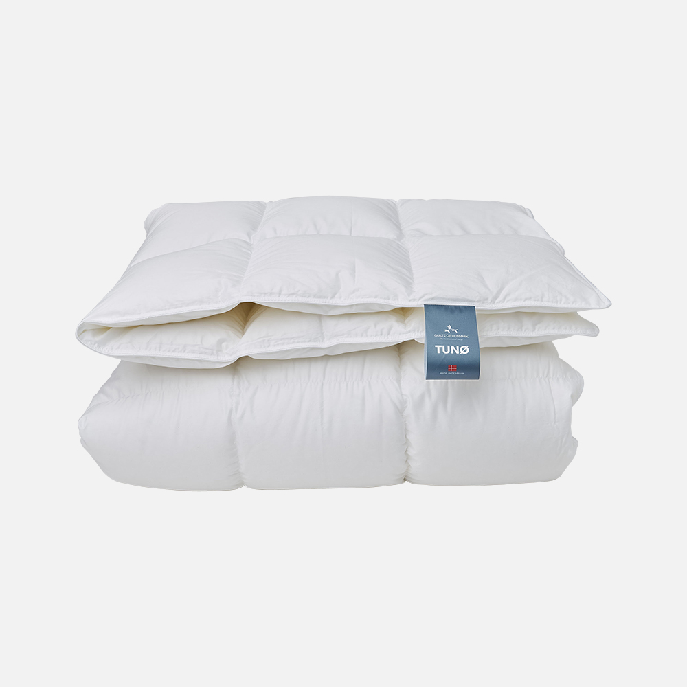 Quilts of Denmark TUNØ Gåsedunsdyne helårs - 140x220 cm